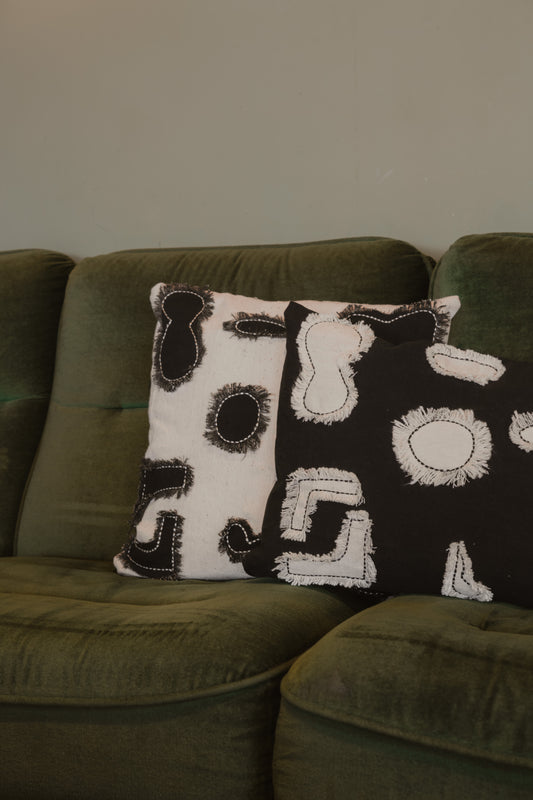 Authentieke modderdoeken kussen - Ivory & Ebony